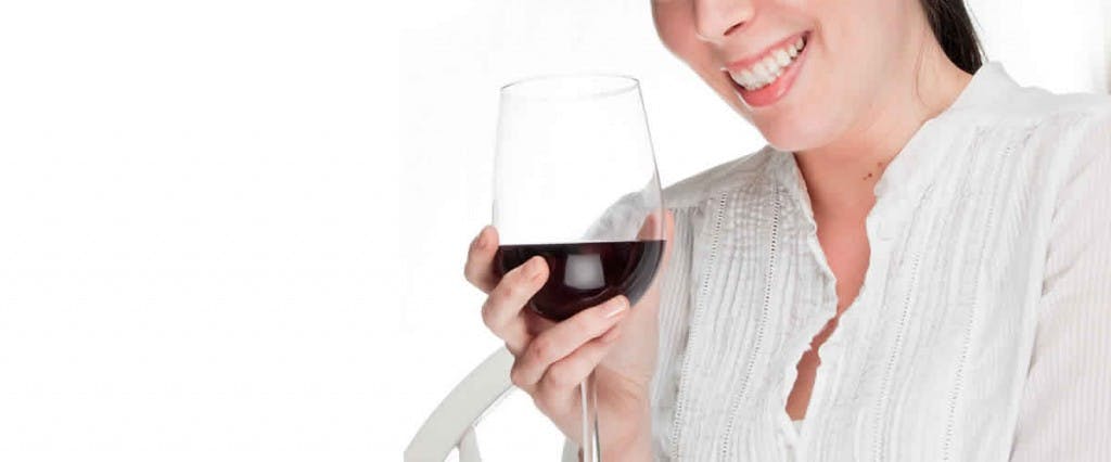 ¿Sabía que el vino previene la caries?